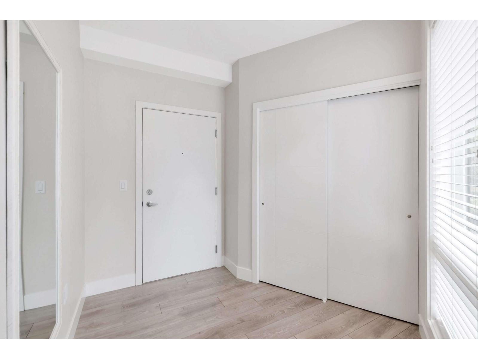 101 45500 MARKET WAY, Garrison Crossing