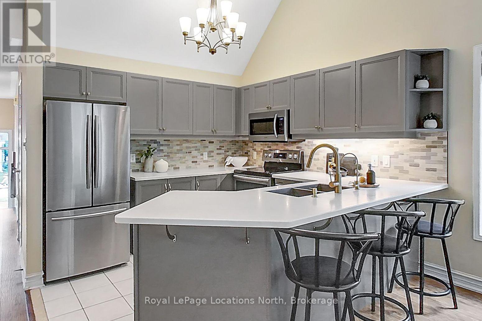25 GREEN BRIAR DRIVE
