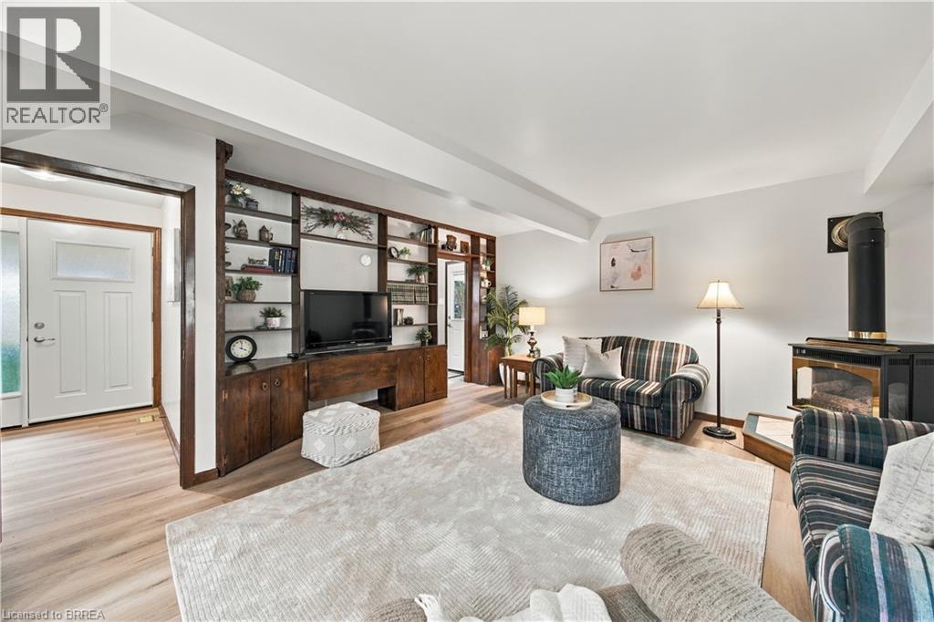 638 OAK PARK Road