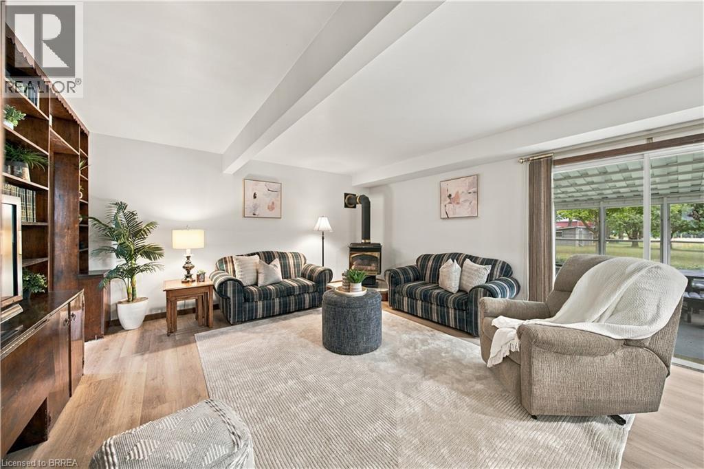 638 OAK PARK Road