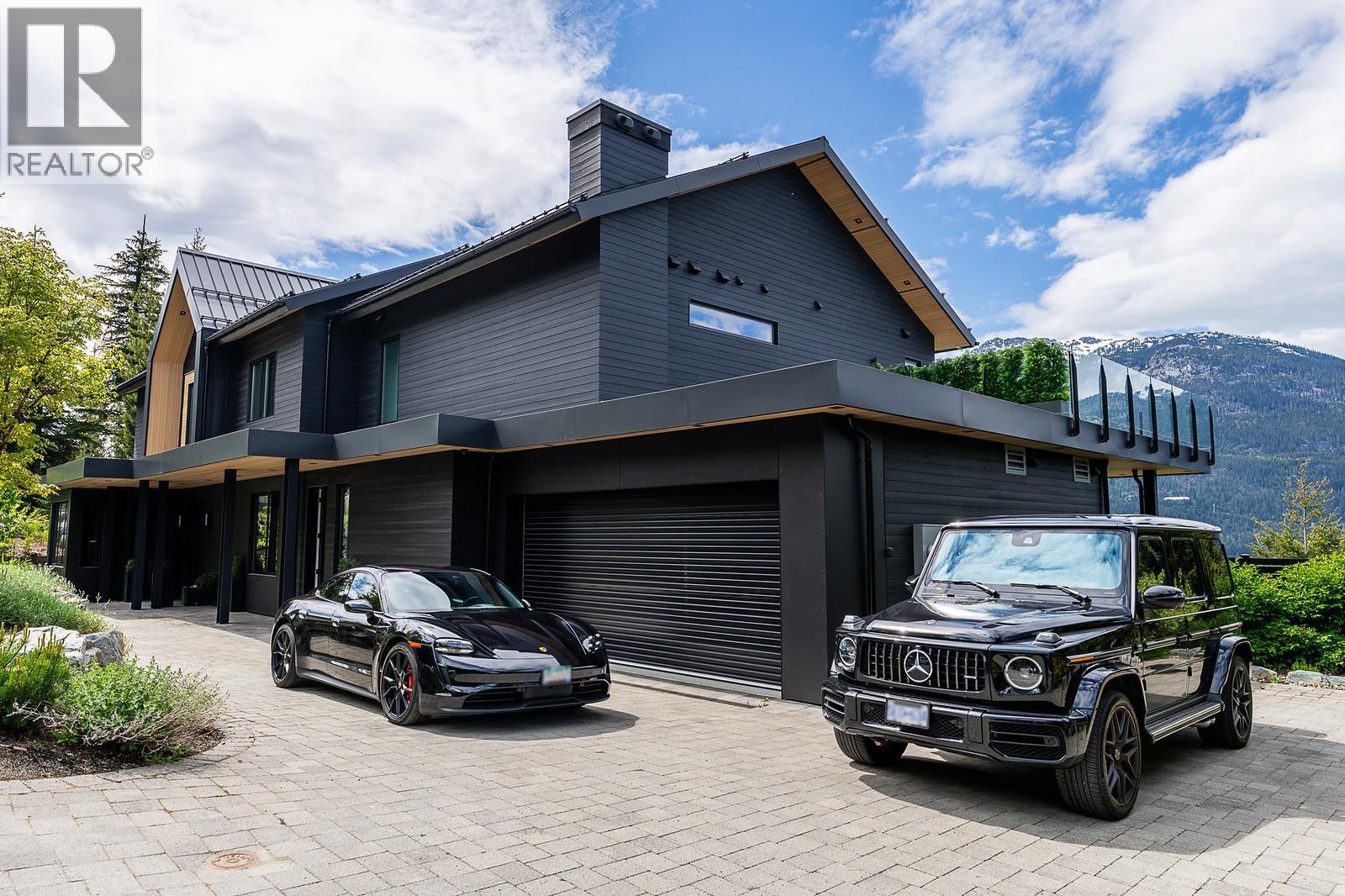 3824 SUNRIDGE DRIVE