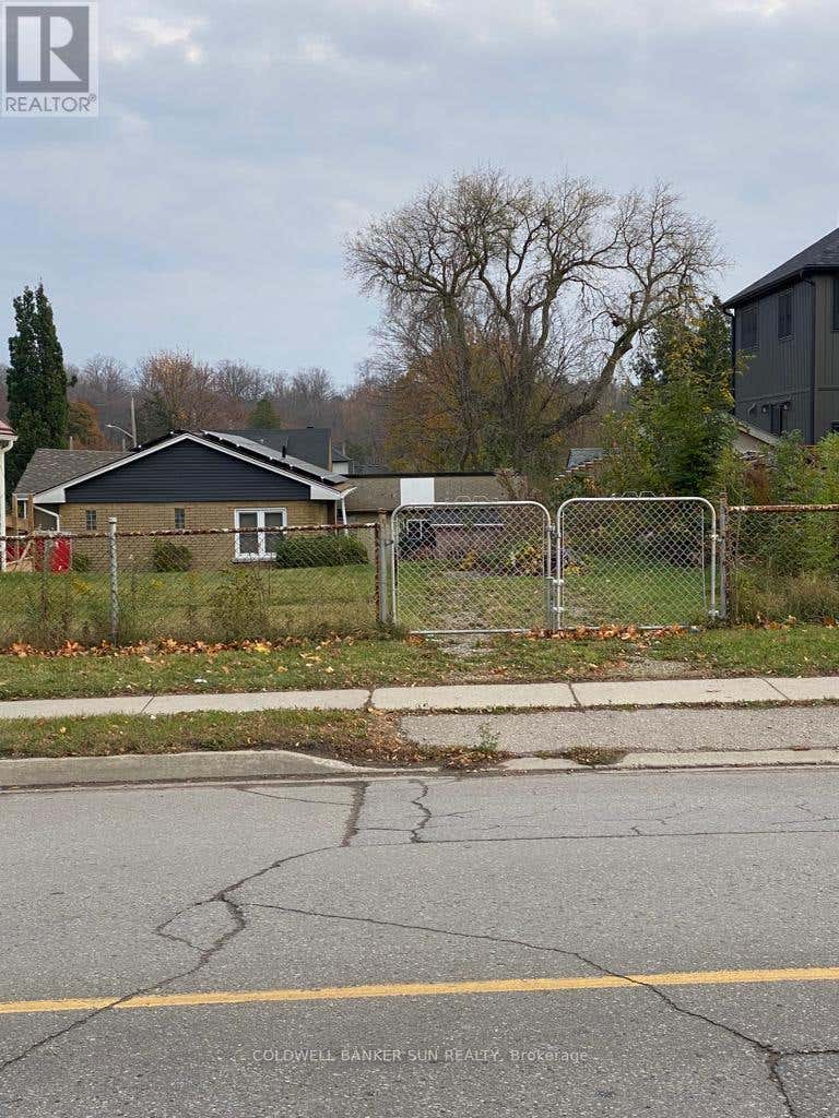 449 YORK ROAD