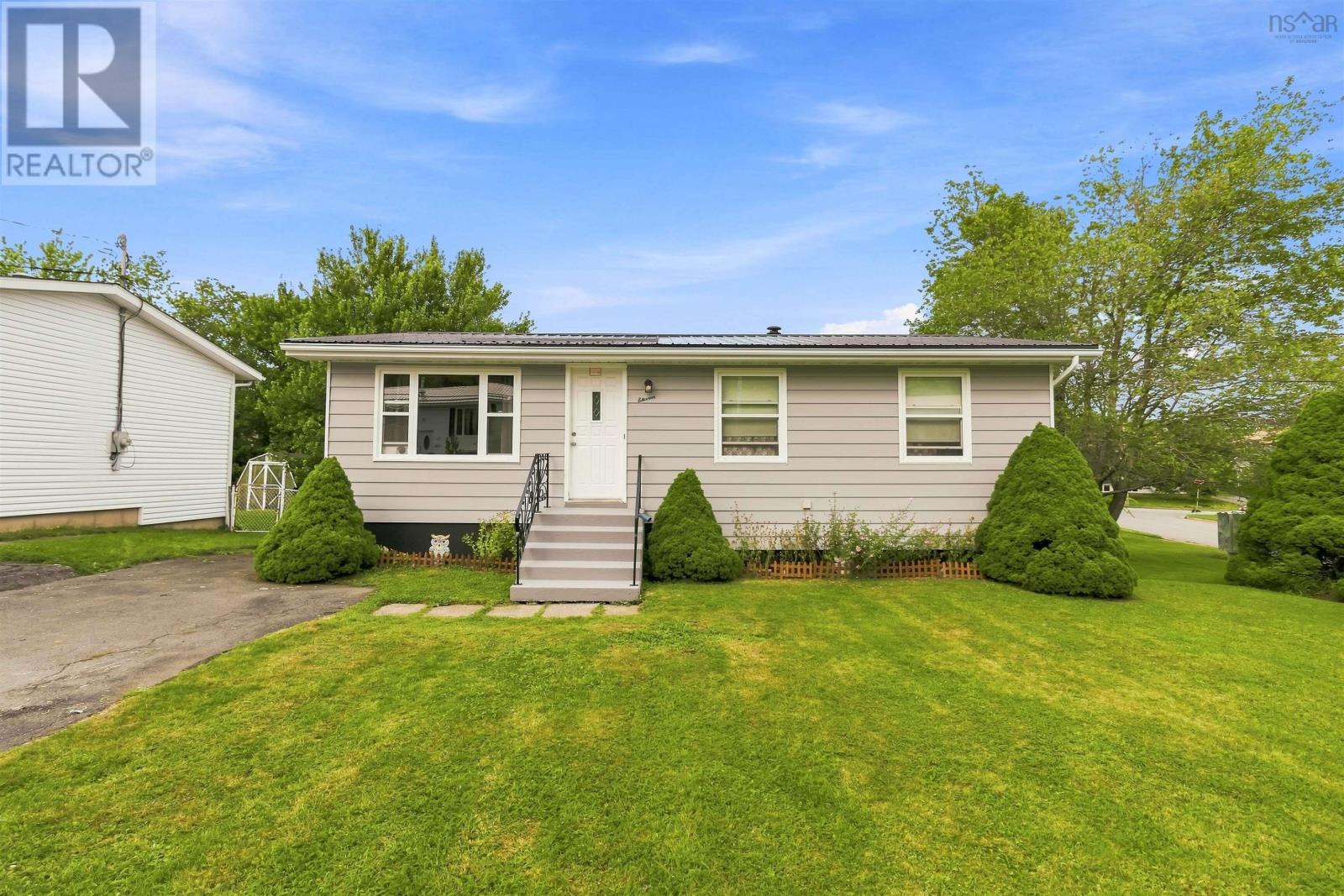 11 Savona Court - Photo 2