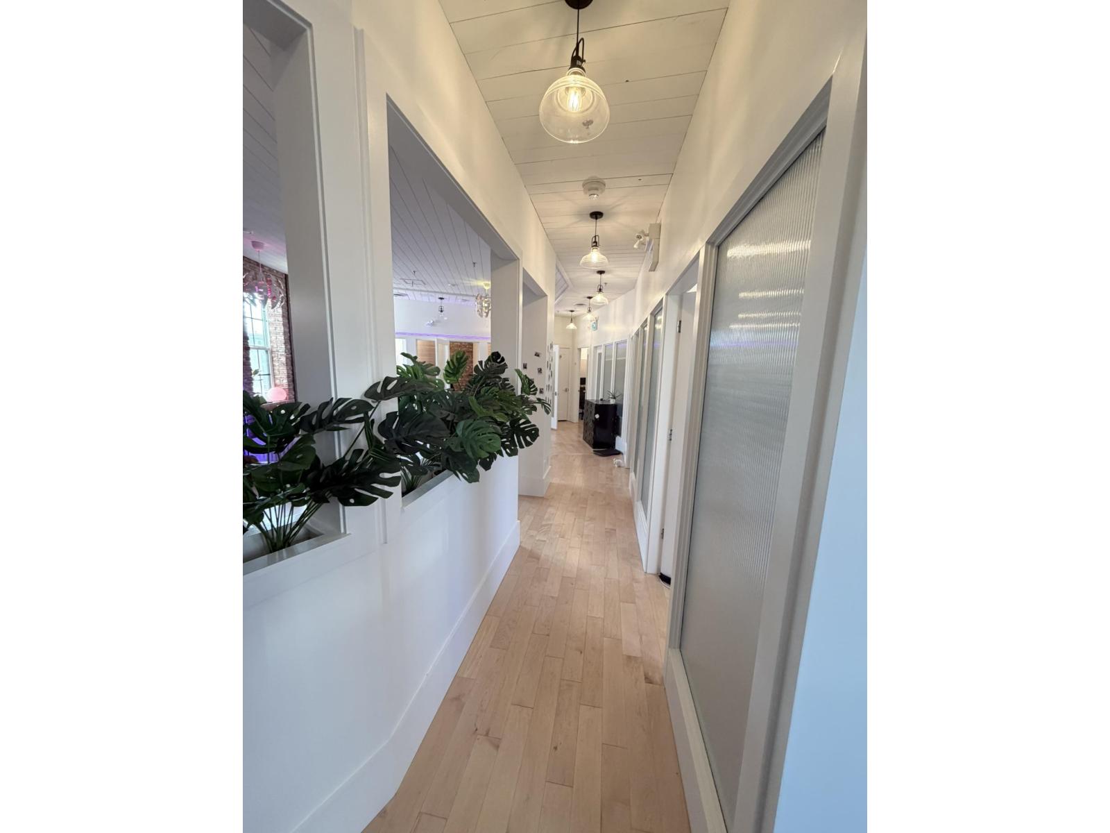 201 45925 THUNDERBIRD LANE, Chilliwack Downtown