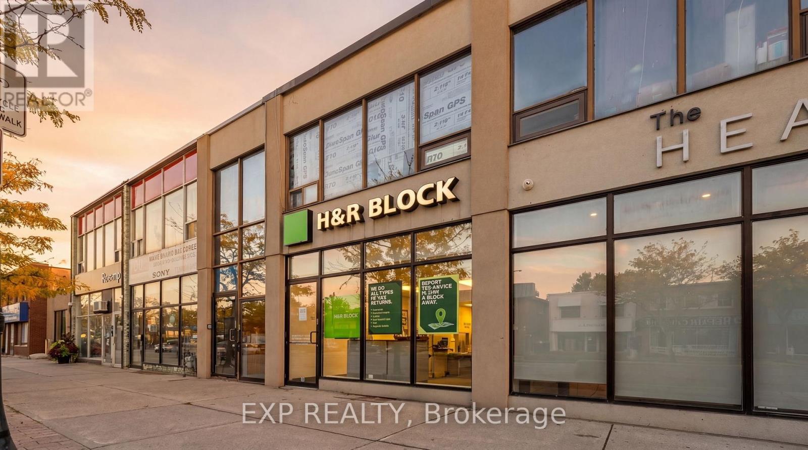 258 LAKESHORE ROAD E