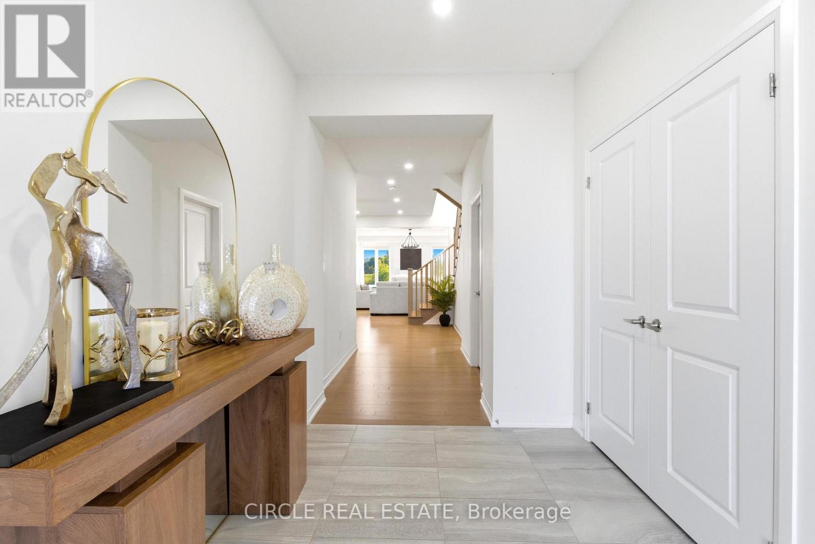 56 LANGRIDGE WAY