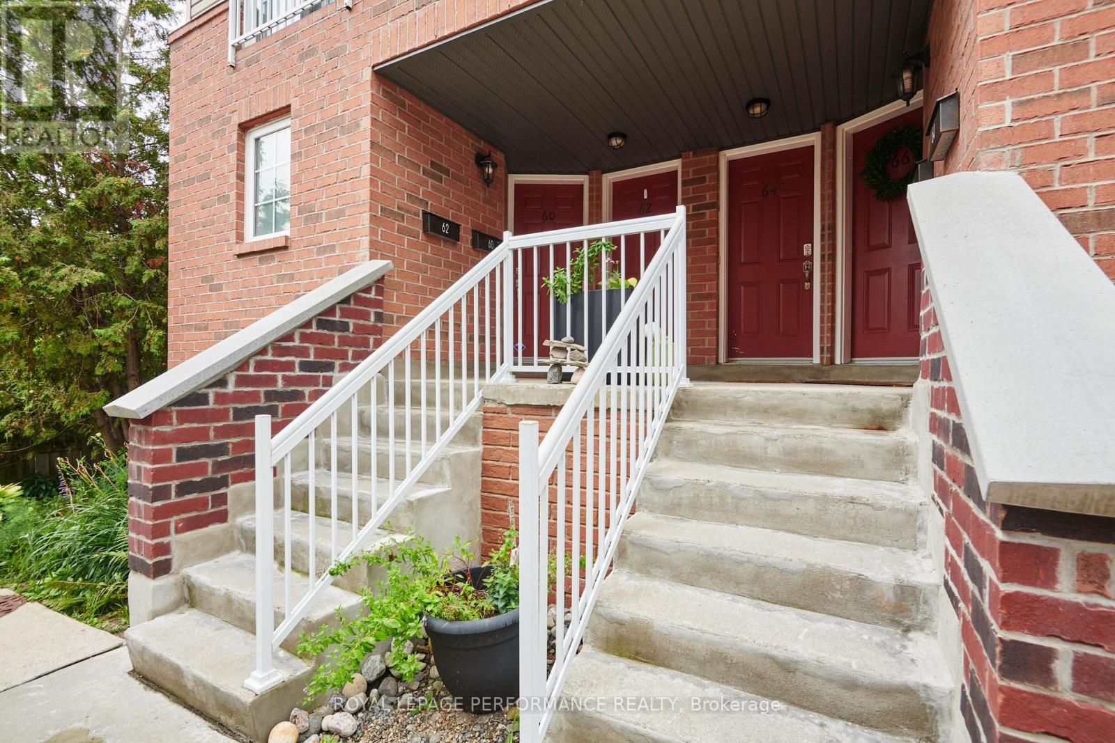 64 MAYFLOWER PRIVATE