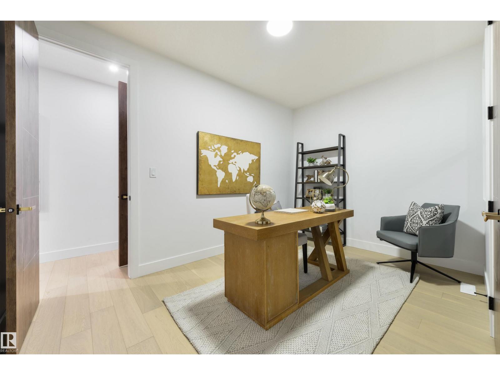 266 Falcon Crescent