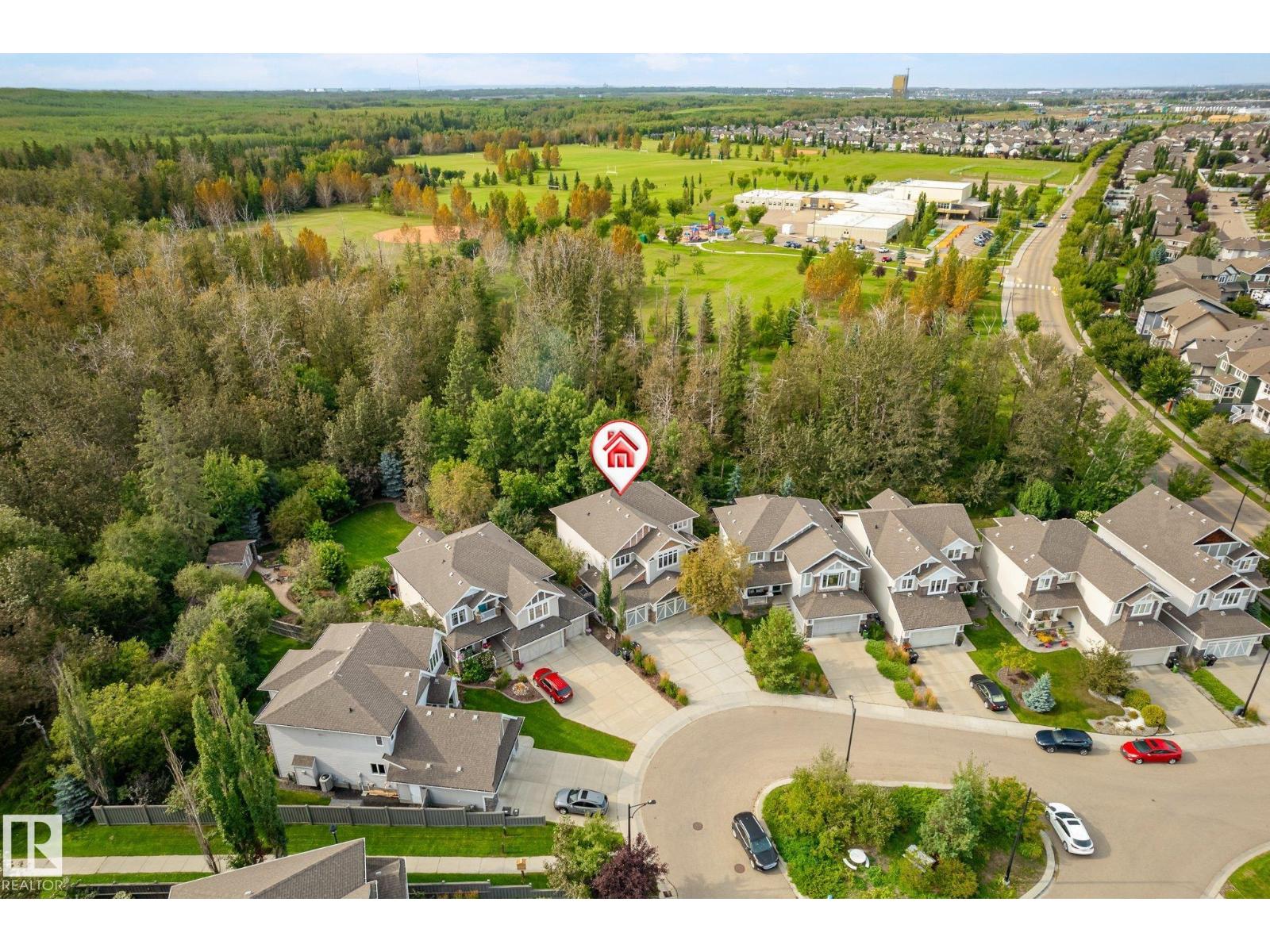 612 HEMINGWAY PT NW