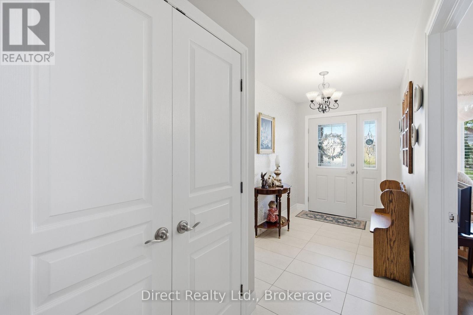 35 HUMMINGBIRD DRIVE