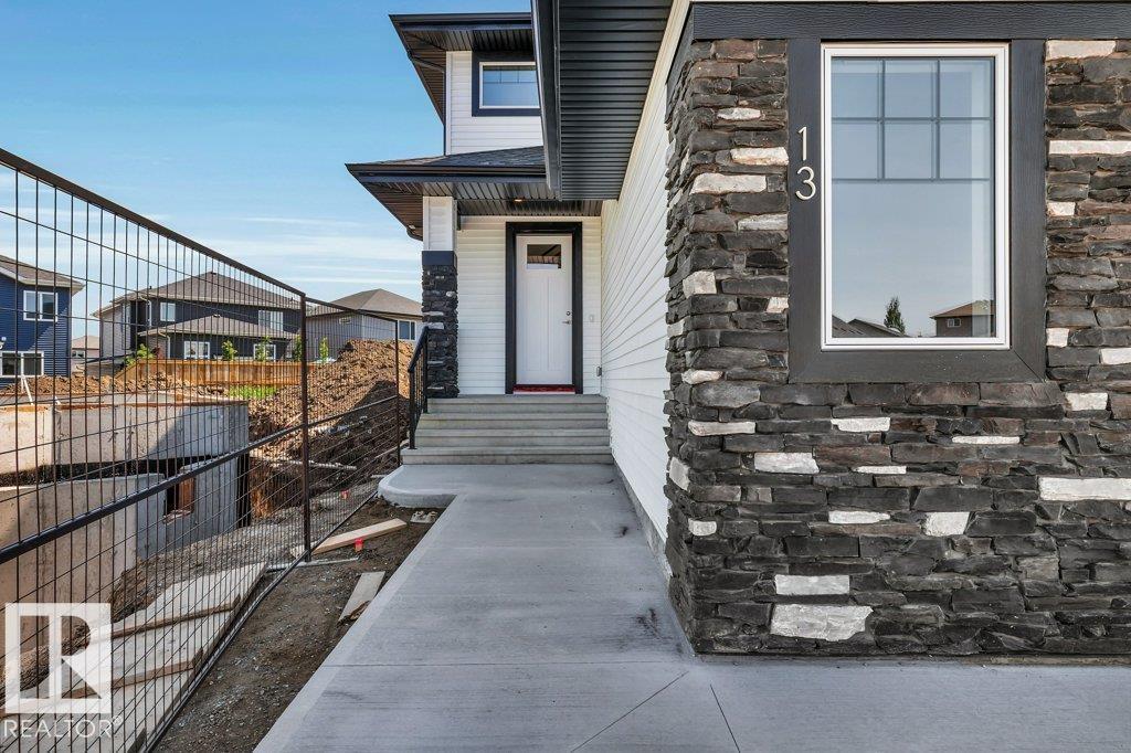 13 HILLWOOD TC