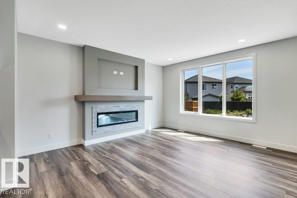 13 HILLWOOD TC