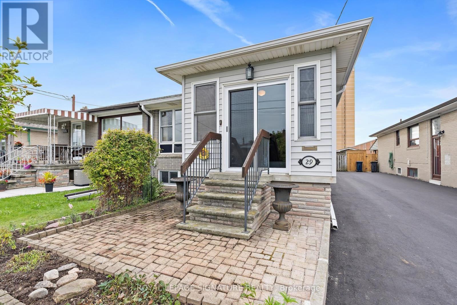 29 HEAVITREE DRIVE