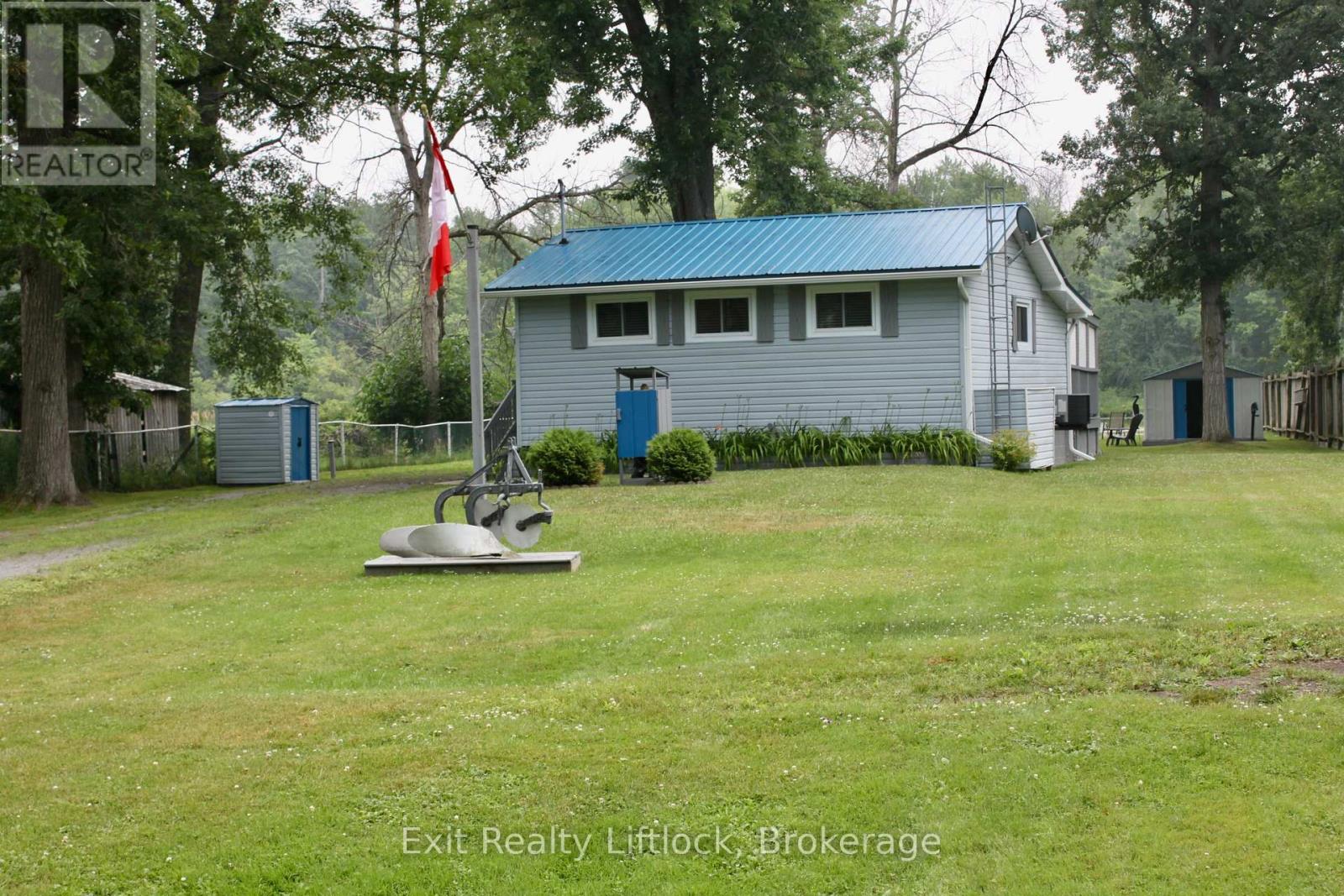 77 RIVER ROAD W - Photo 2