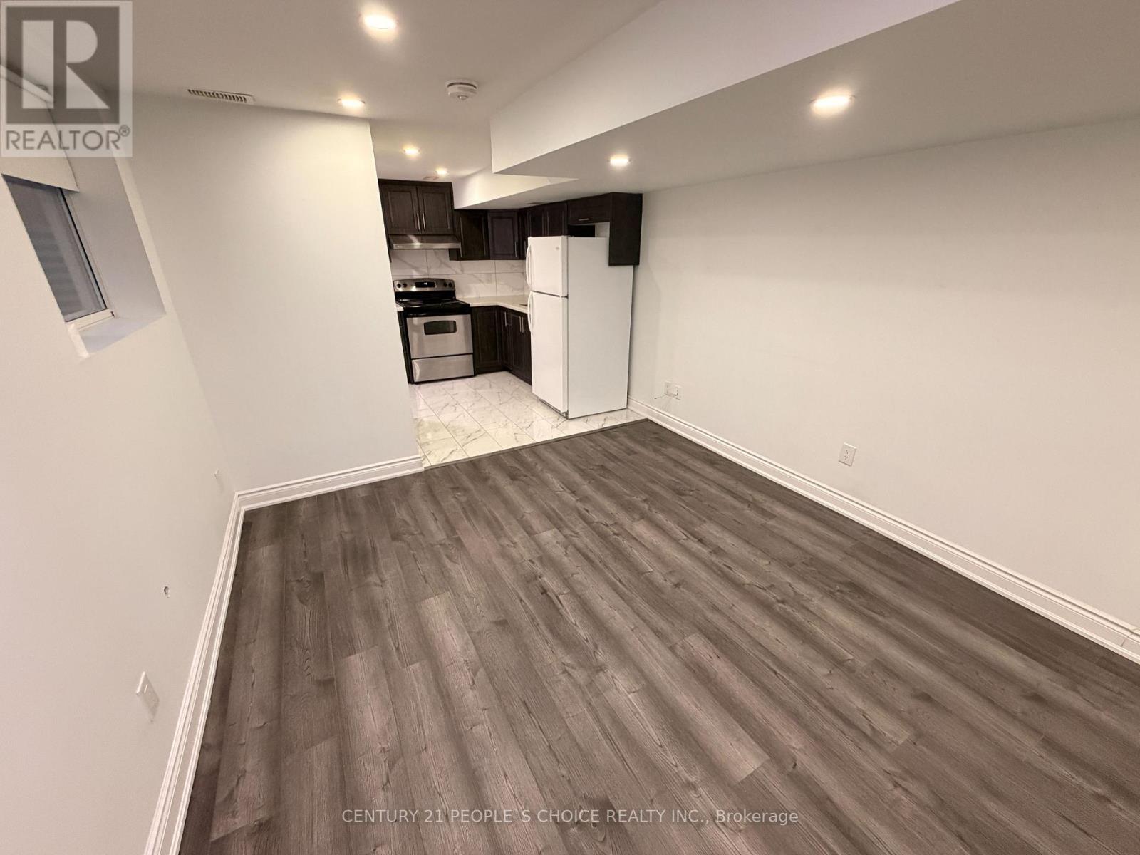 UNIT 2, BASEMENT - 36 ALLANGROVE DRIVE