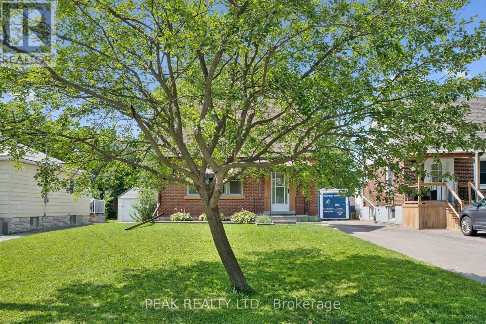 114 LORNE CRESCENT