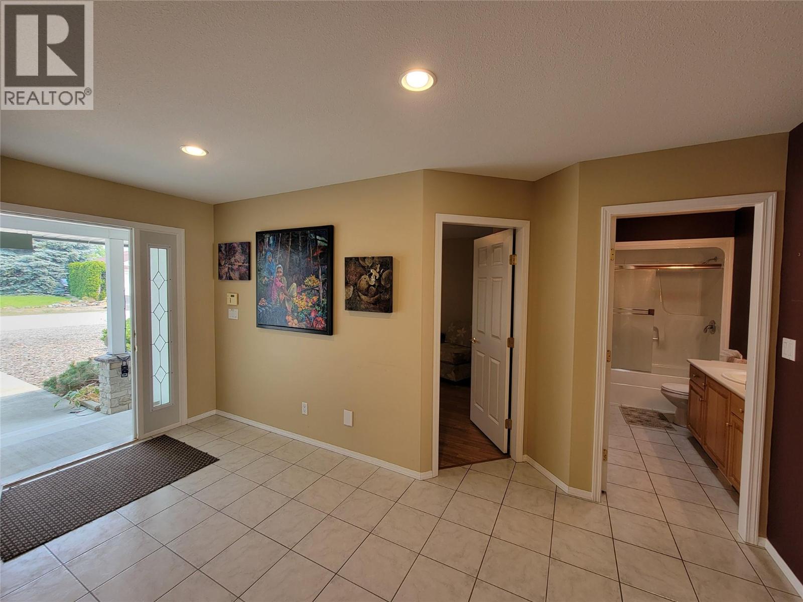 423 Vanderlinde Drive