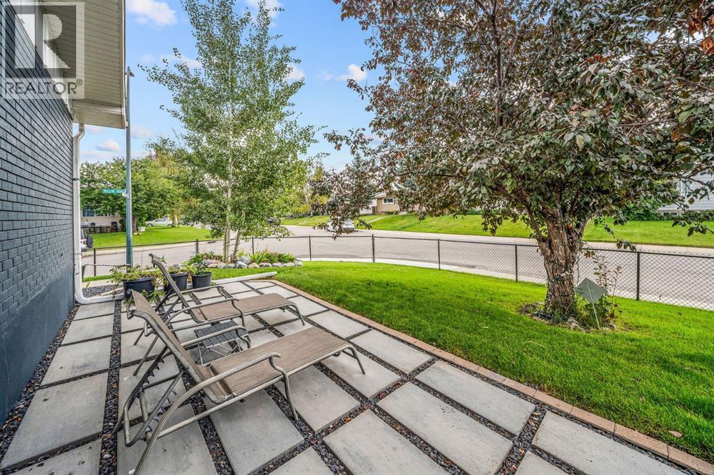 703 Millar Road NE