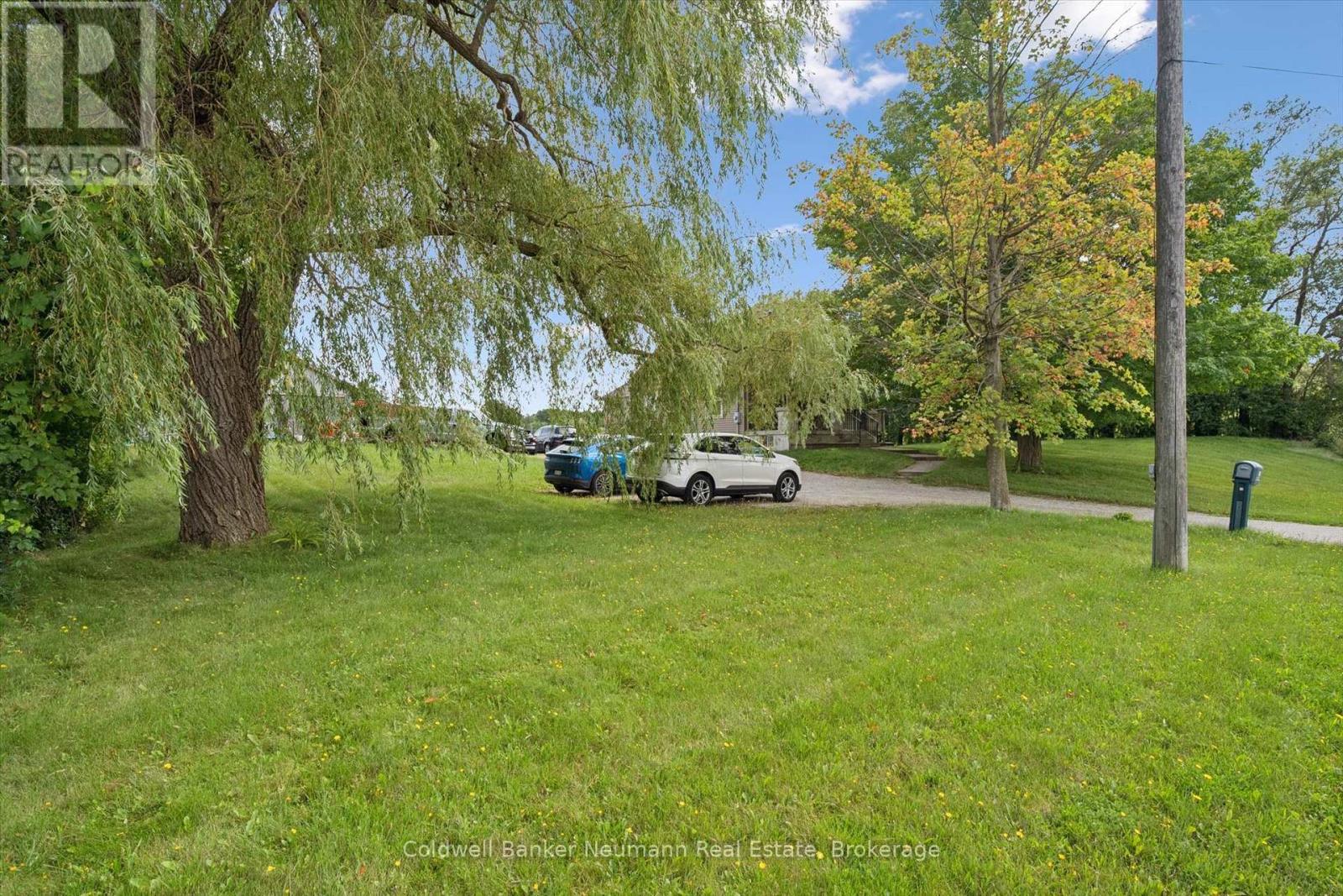 527 STONE ROAD E