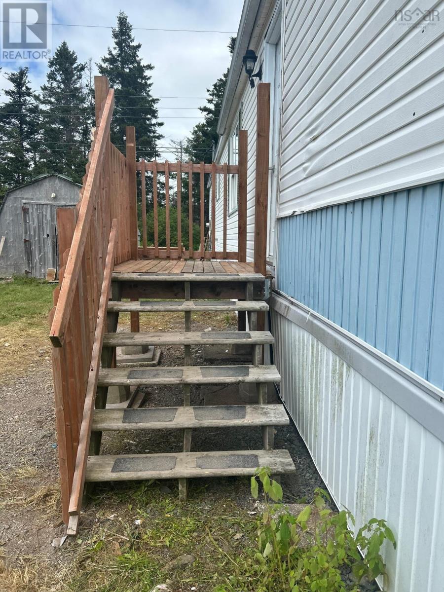 21 Elmwood Drive