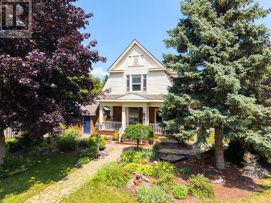 120 MARSHALL STREET E