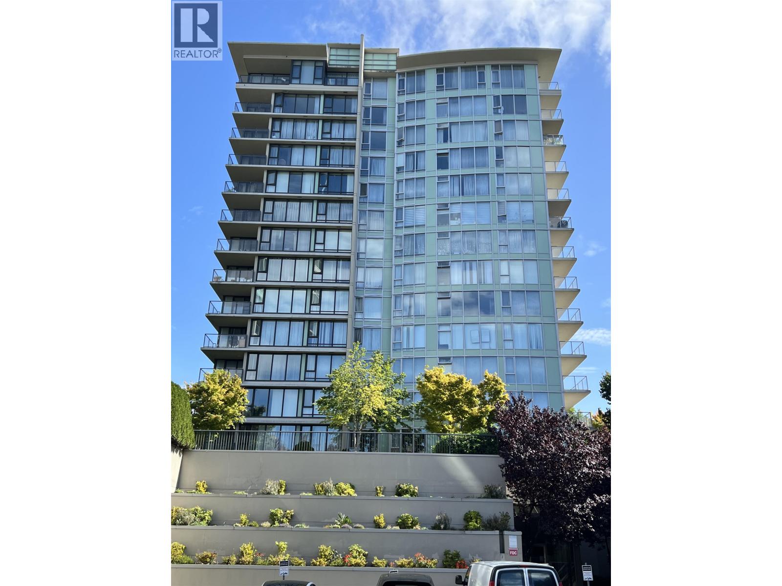 1702 5068 KWANTLEN STREET