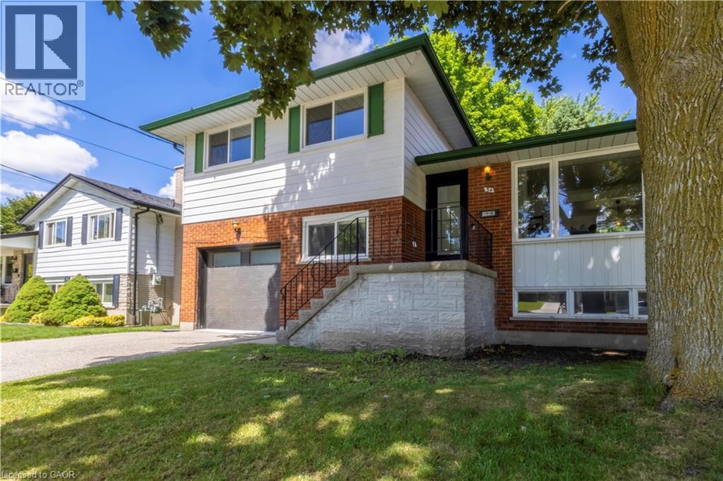 34 GOLFVIEW Road