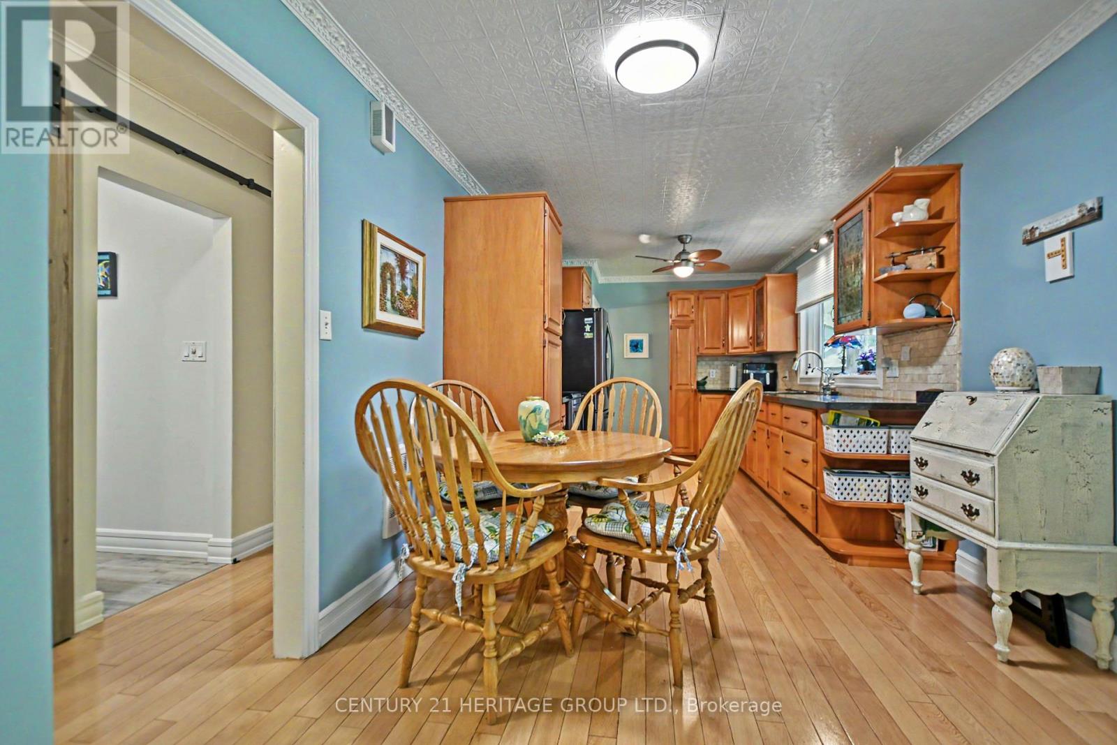 235345 GREY ROAD 13
