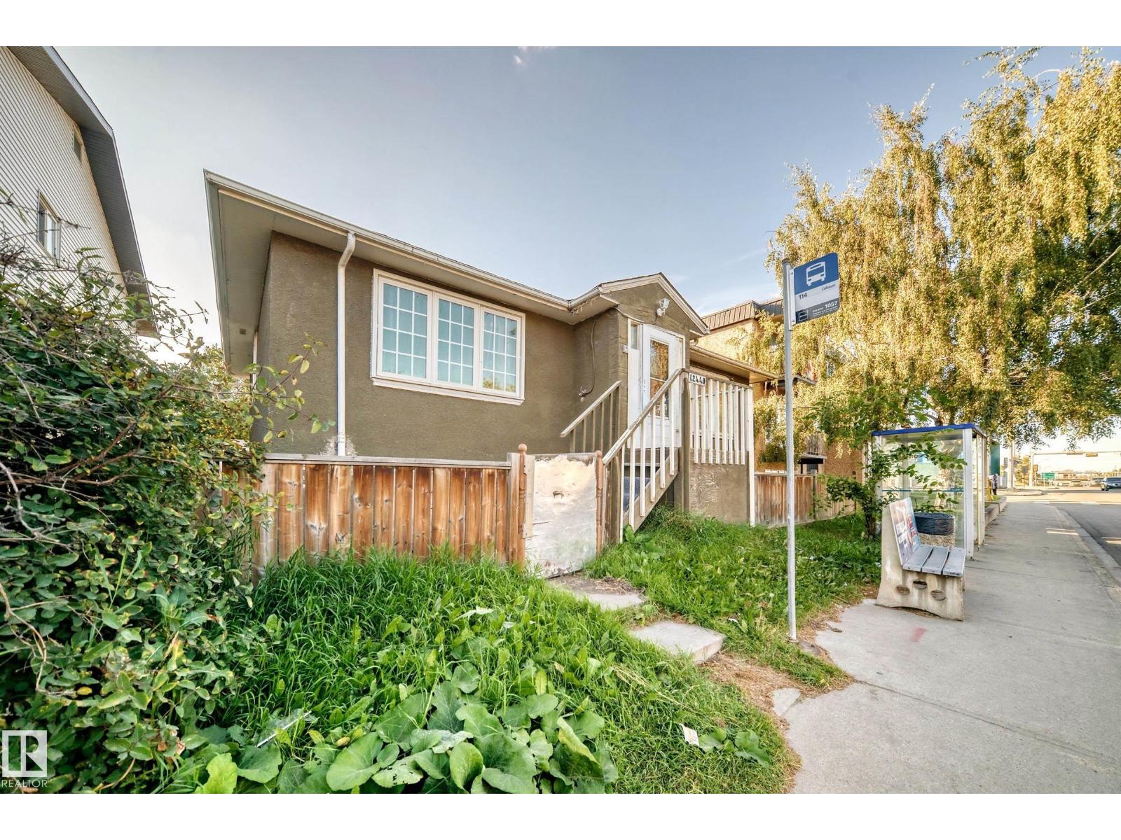 12440 82 ST NW