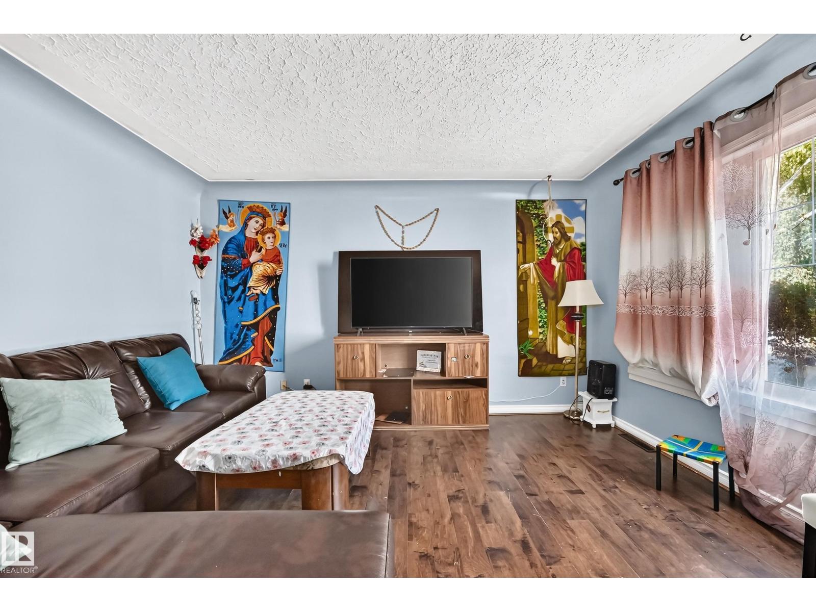 12440 82 ST NW