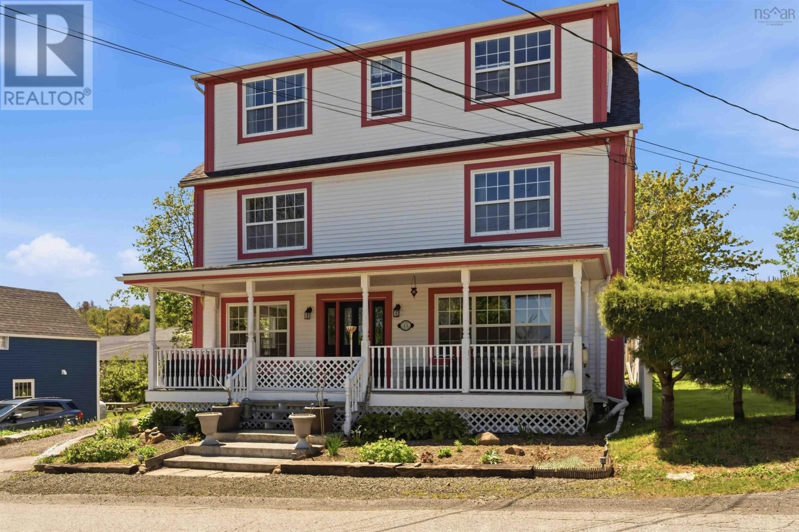 13 Maiden Lane - Photo 4
