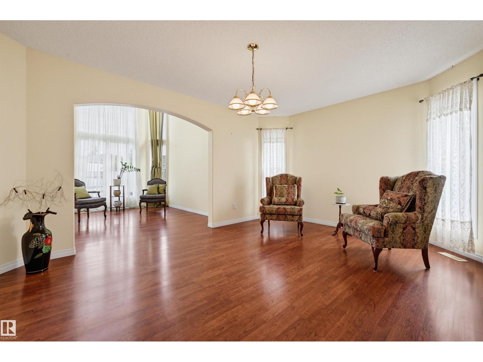 1222 HALIBURTON CL NW