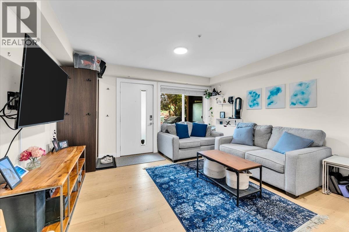 4410 NANAIMO STREET