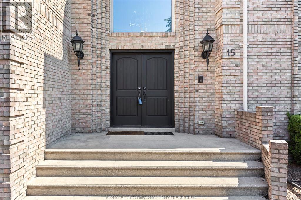 15 Fasan CRESCENT