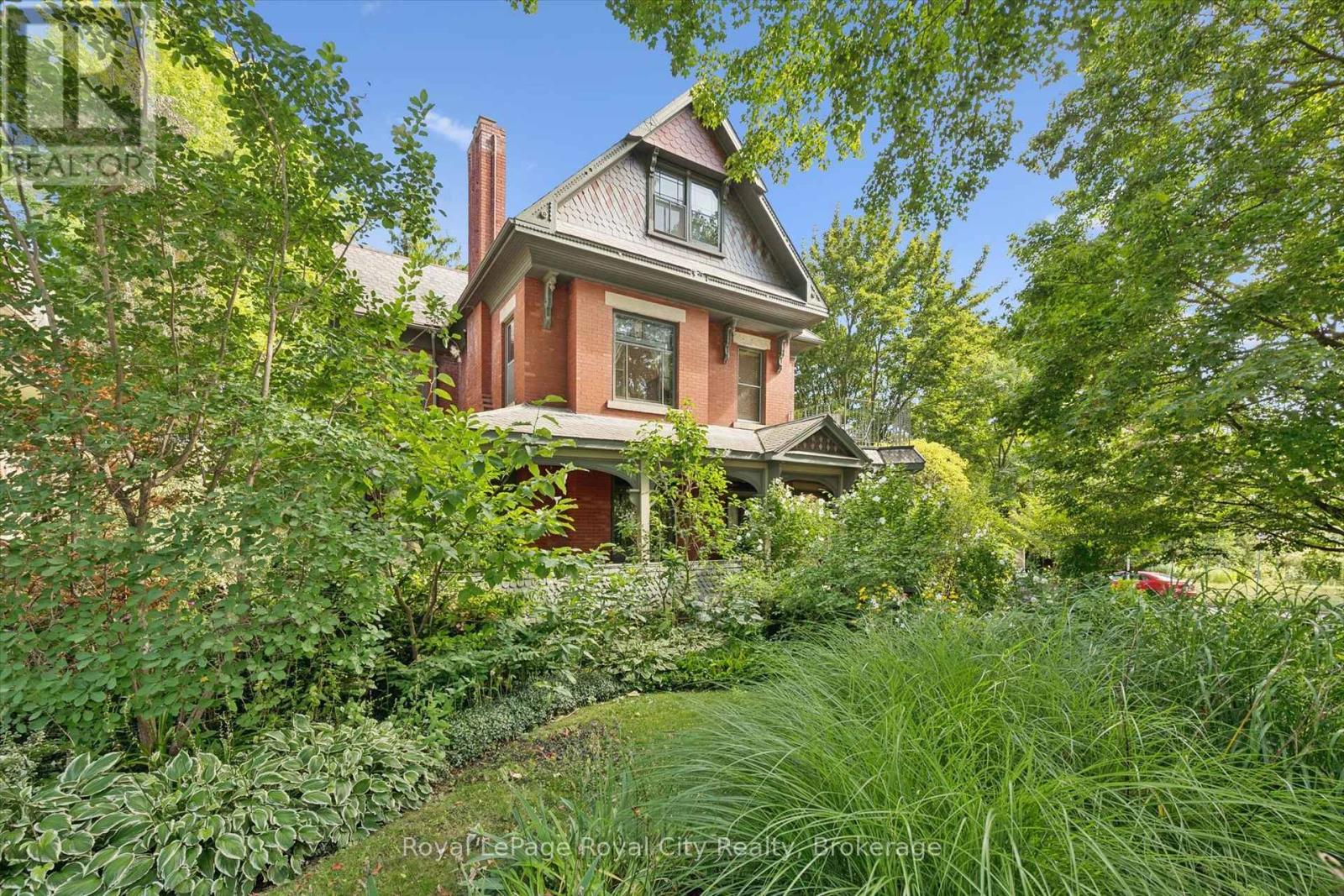 80 LONDON ROAD W