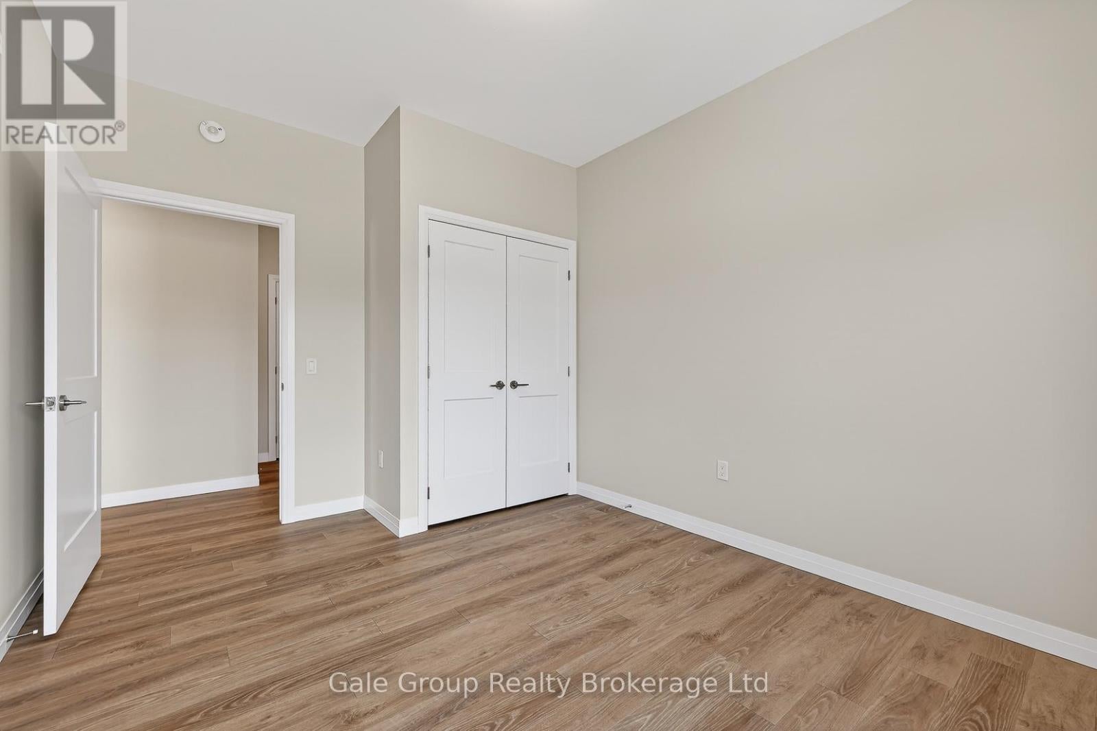 301 - 785 SOUTHWOOD WAY