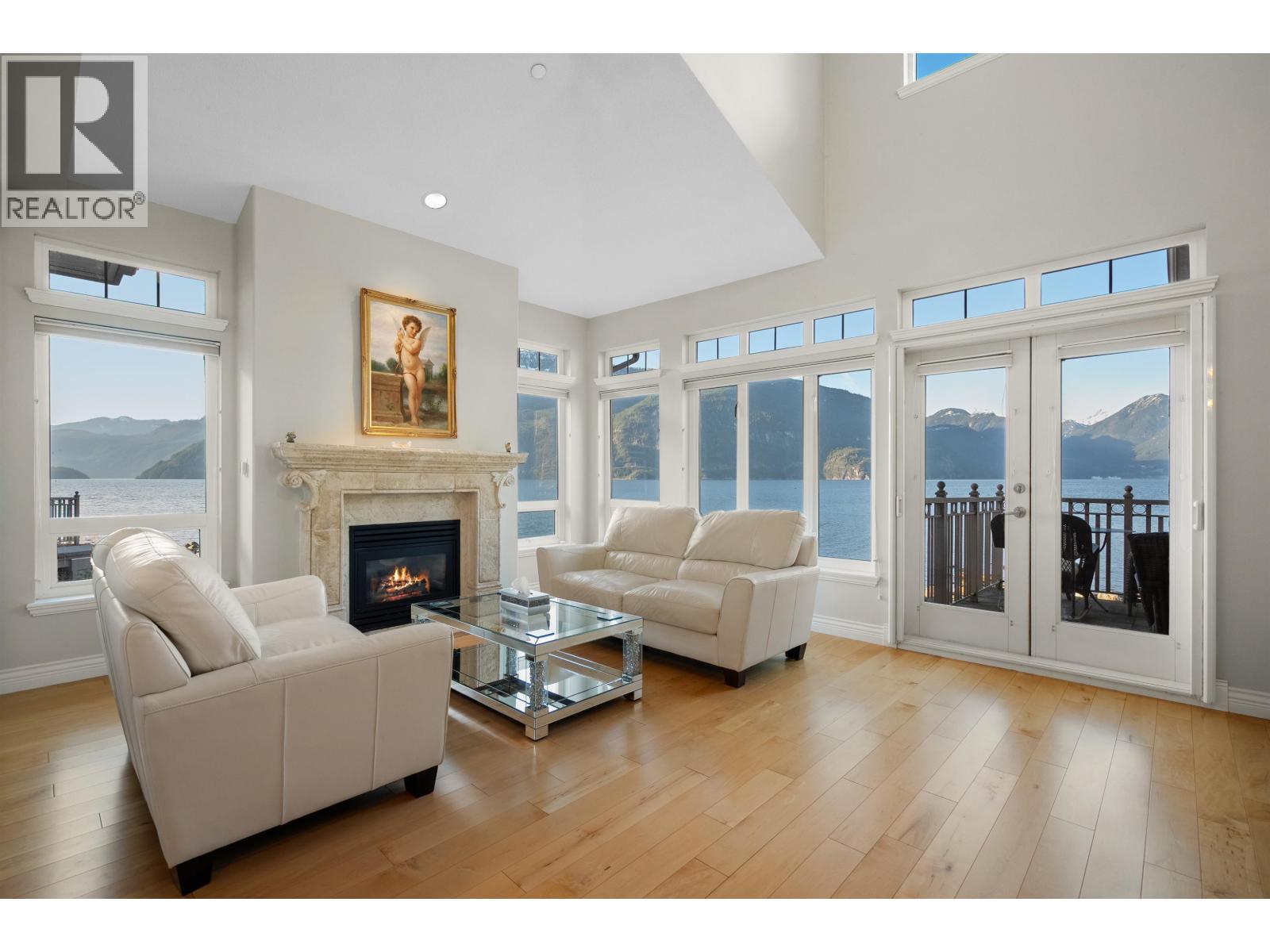 7 BEACH DRIVE
