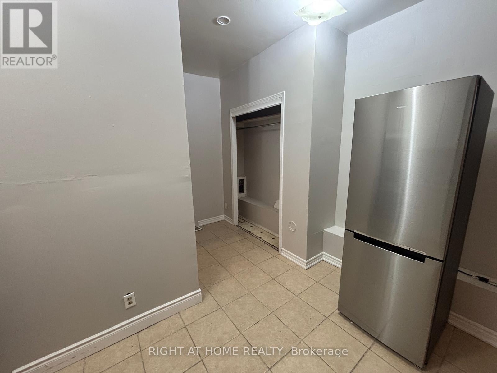 MAIN - 505 OAKWOOD AVENUE