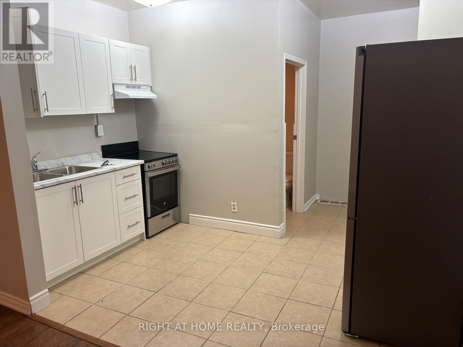 MAIN - 505 OAKWOOD AVENUE