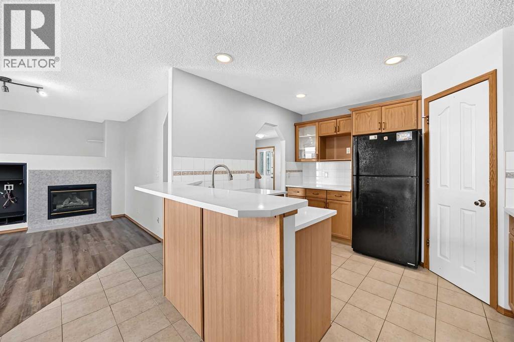 244 Los Alamos Place NE