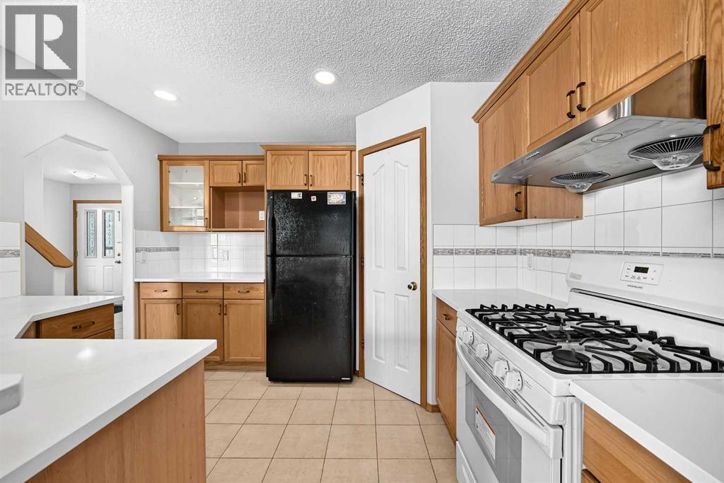 244 Los Alamos Place NE