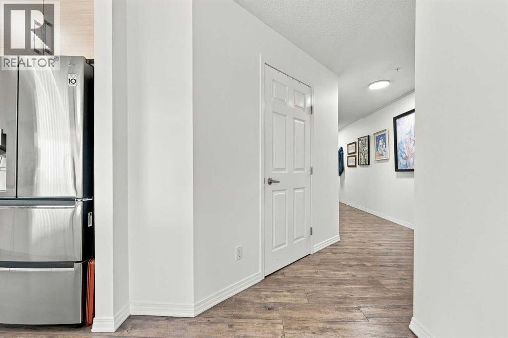 220, 2022 Canyon Meadows Drive SE