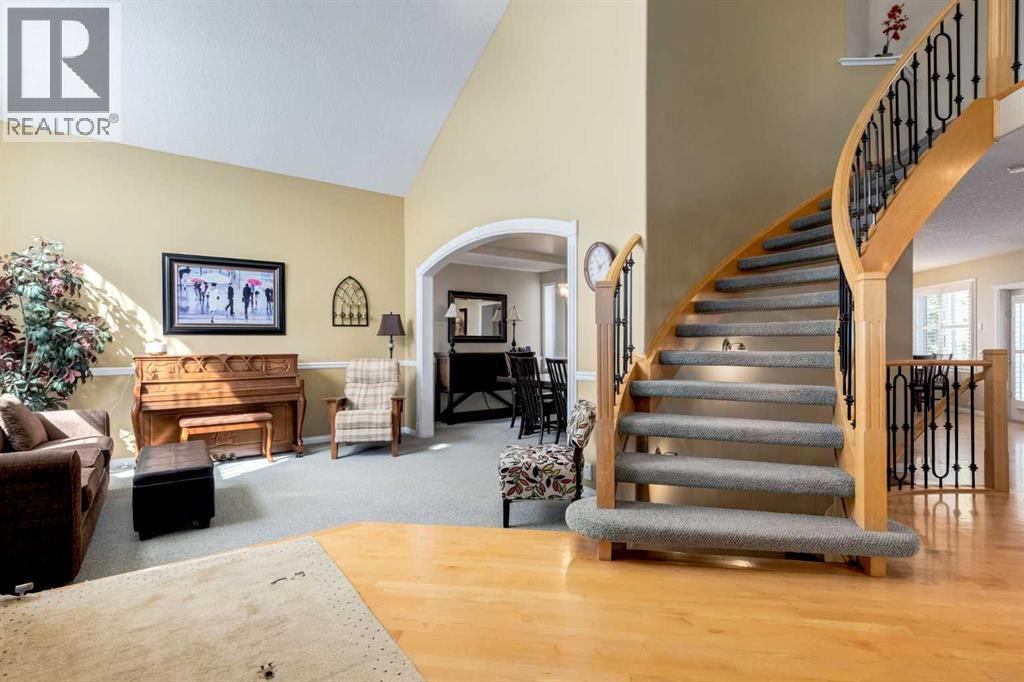 442 Sienna Heights Hill SW