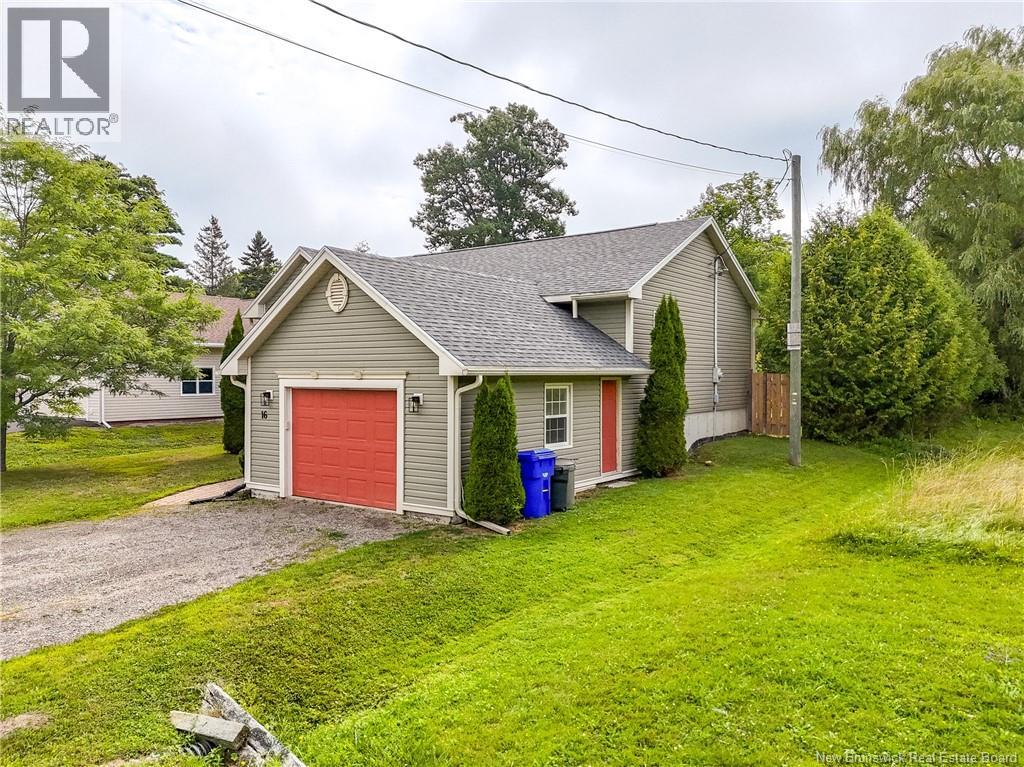 16 Hartford Lane - Photo 2