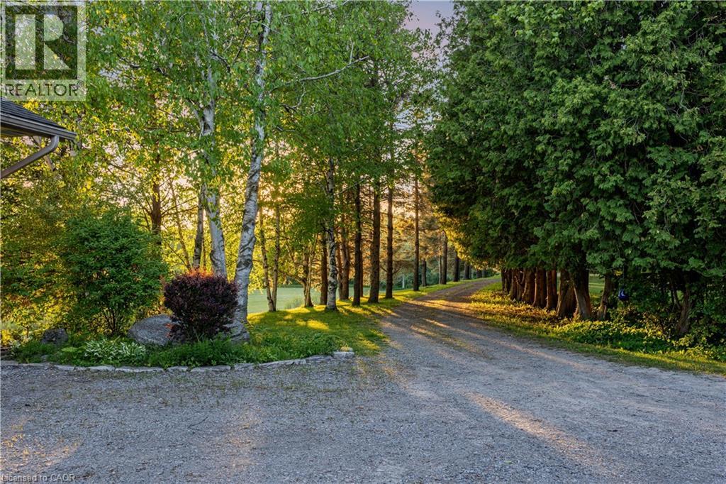 2360 8 Side Road