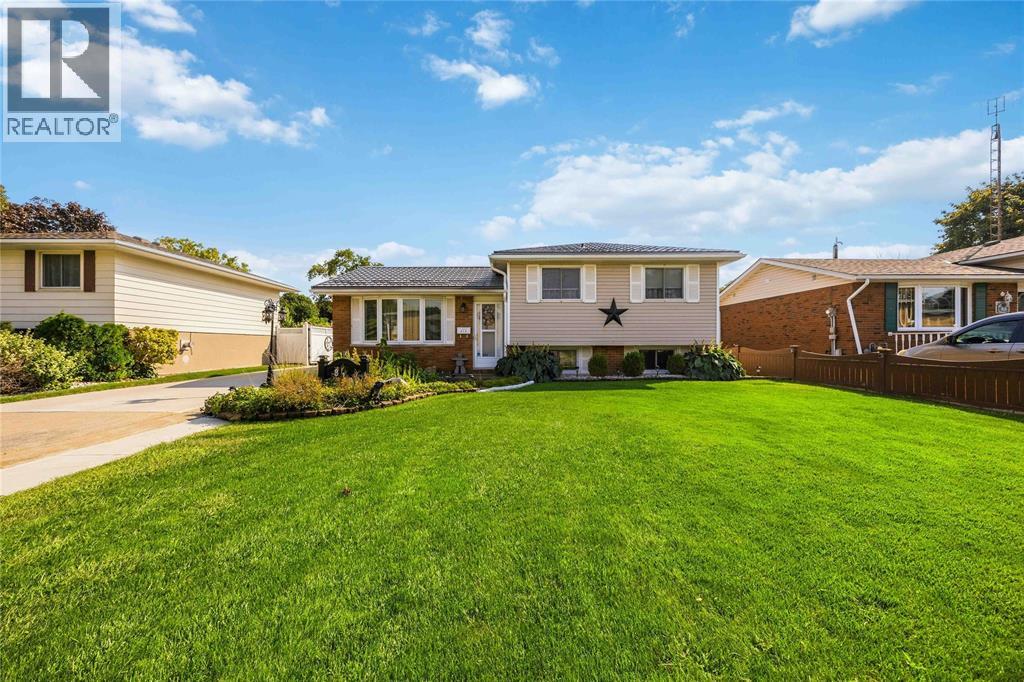 819 WELLINGTON STREET, SARNIA, ON N7T 1J4 - Image 32388468.jpeg?d=l