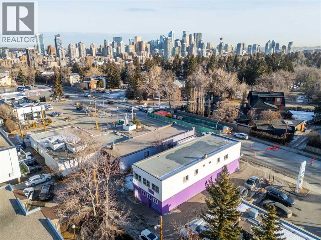 2611, 2613, 2615 14 Street SW