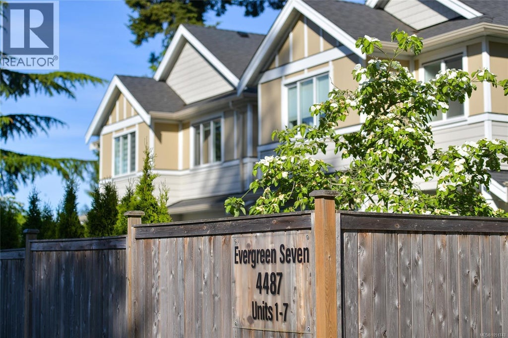 2 4487 WILKINSON RD, SAANICH, BC V8Z 5C2 - Image 3886571036.jpeg?d=l