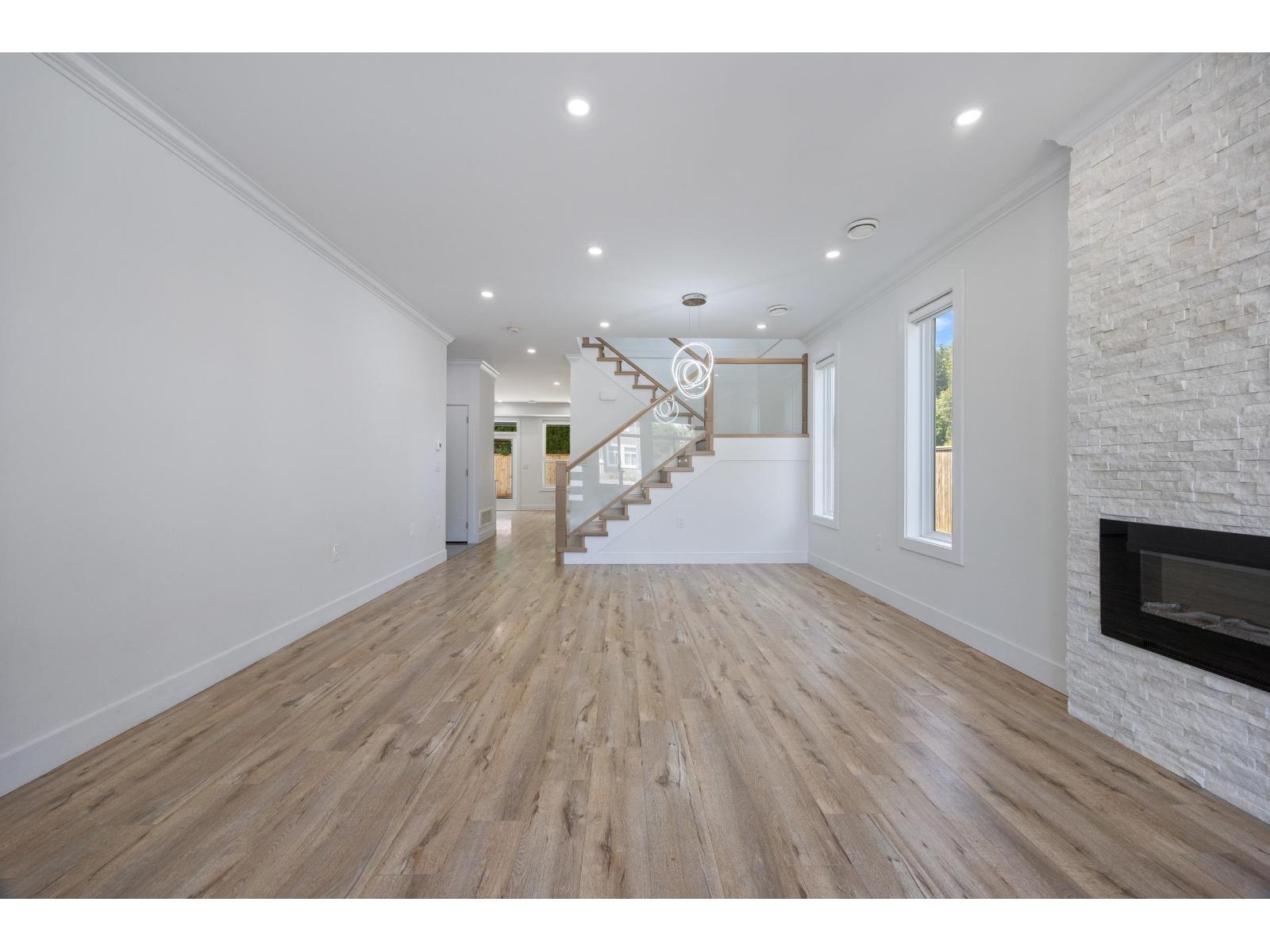 860 WILLOW PLACE, Harrison Hot Springs