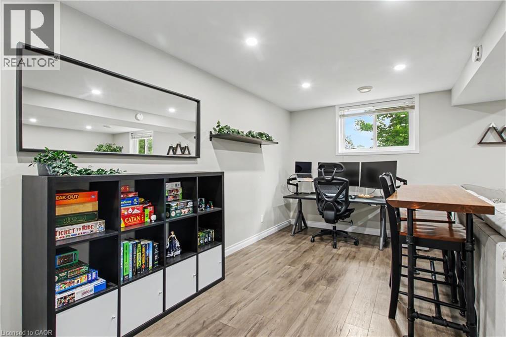 484 REDFOX Road Unit# B